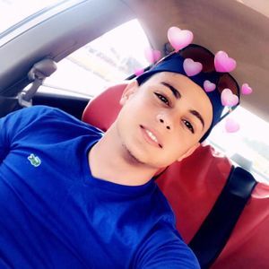 Meet your Posher, Armando josué